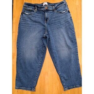 Lane Bryant Boyfriend Capri Jeans Size 16 Mid-Rise Blue Stretch Denim